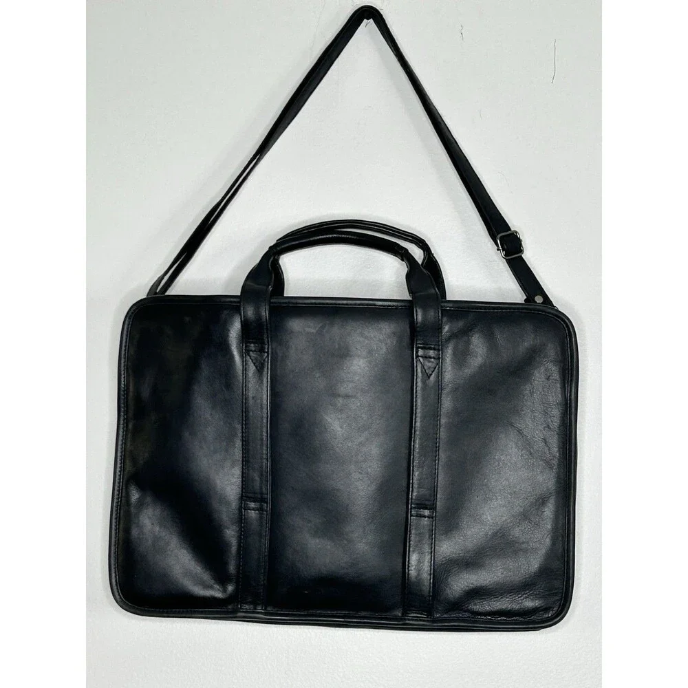 WINN INTERNATIONAL GENUINE LEATHER BRIEFCASE BLACK Excellent Condition